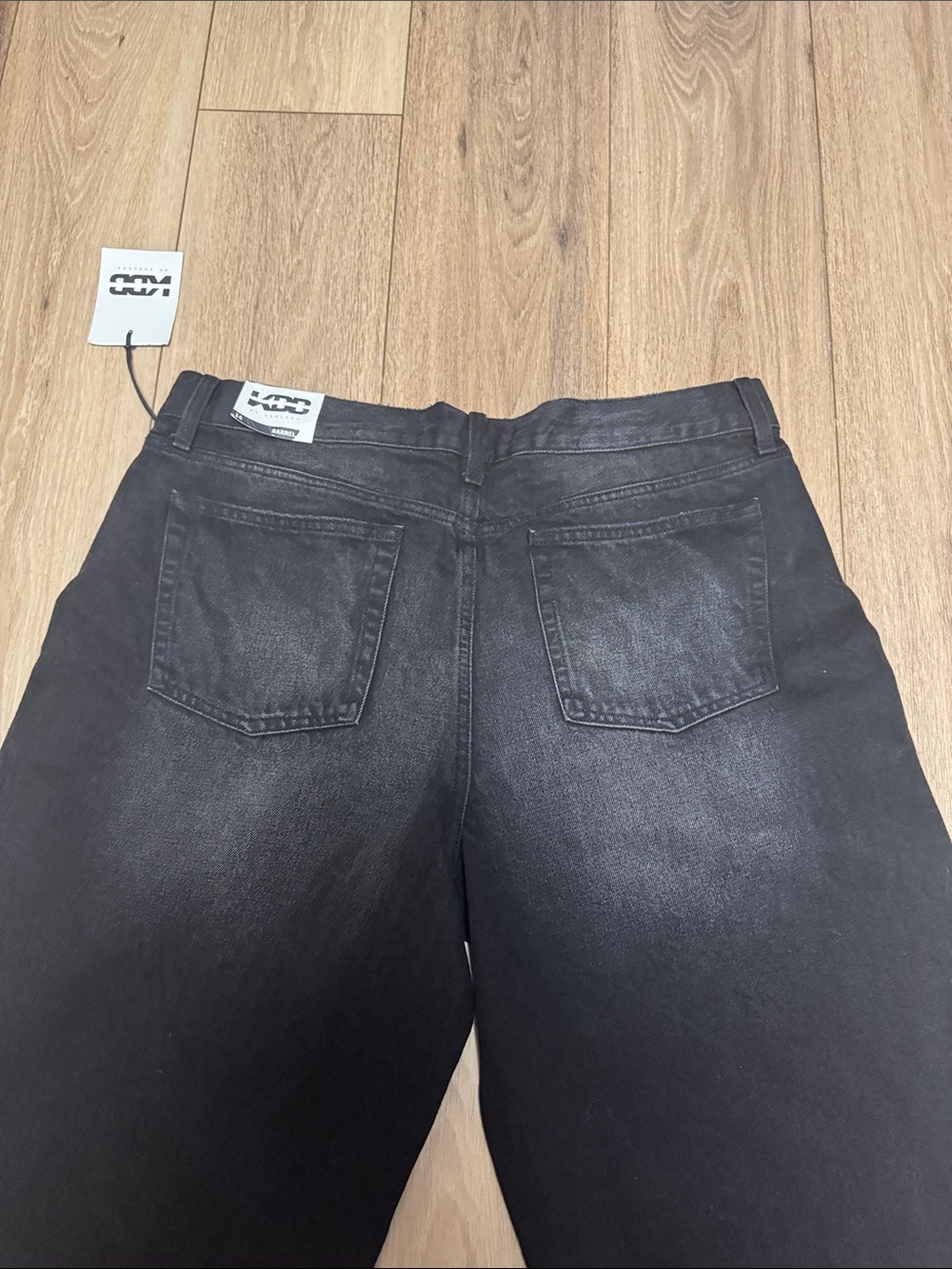 KBB by Kahlana NWT 14 Black denim mid-Rise BARREL Jeans - Picture 7 of 8